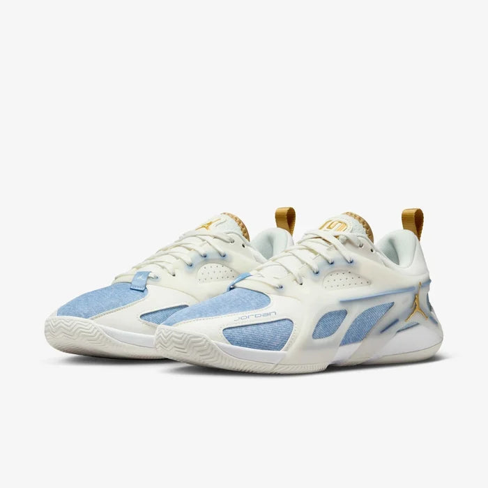 Womens Jordan Heir Basketball Shoe