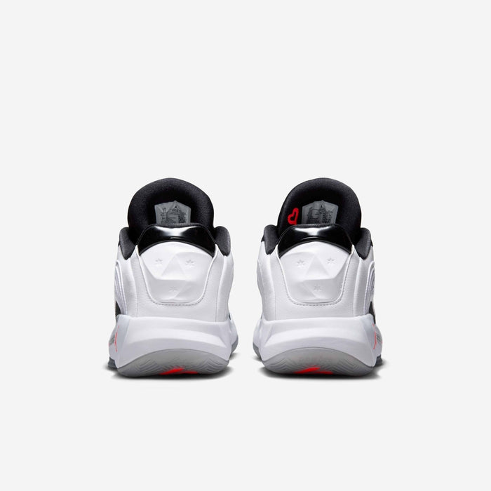 Mens Luka 4 Basketball Shoe
