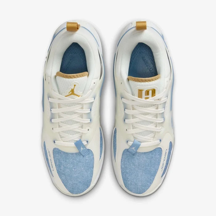 Womens Jordan Heir Basketball Shoe
