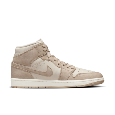 Womens Air Jordan 1 Mid SE Shoe