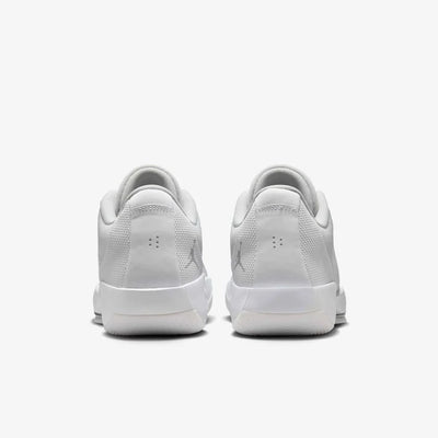 Mens Luka .77 Basketball Shoe