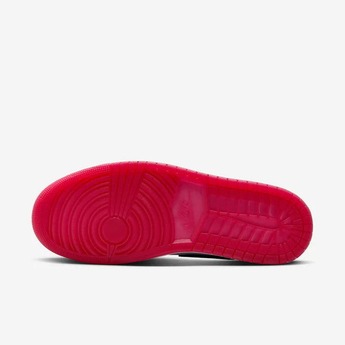 Mens Jordan 1 SE Low Shoe