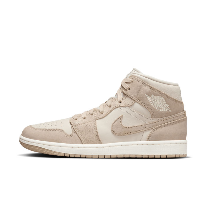 Womens Air Jordan 1 Mid SE Shoe