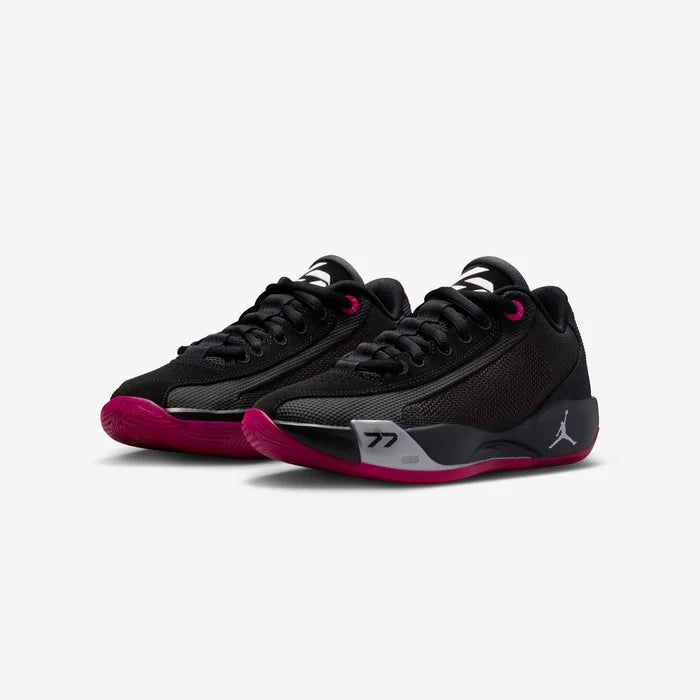 Junior Luka .77 Basketball Shoe