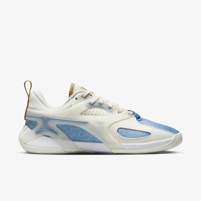 Womens Jordan Heir Basketball Shoe