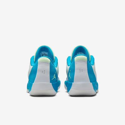 Mens Luka .77 Basketball Shoe