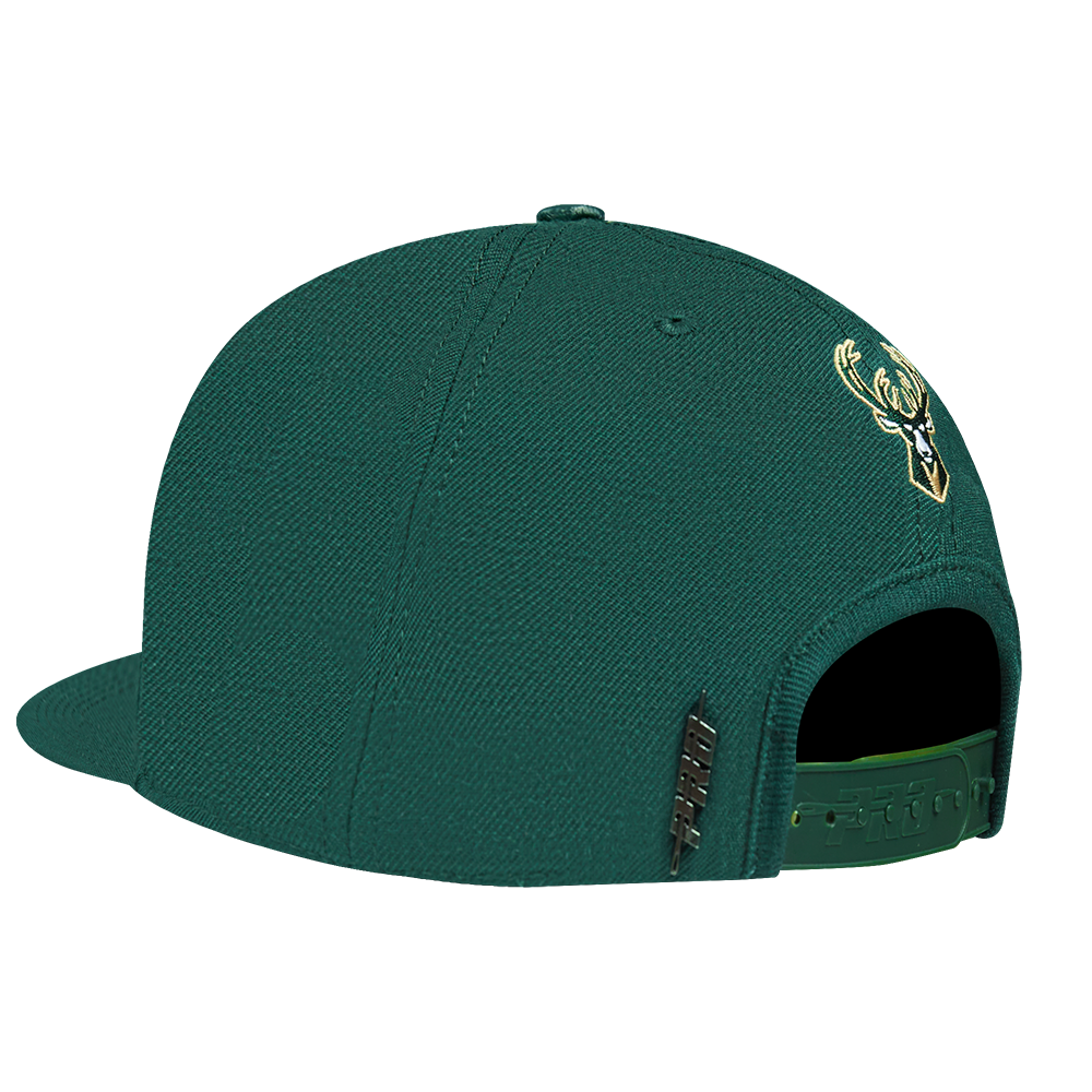 Mens Milwaukee Bucks Wingspan Snapback Cap