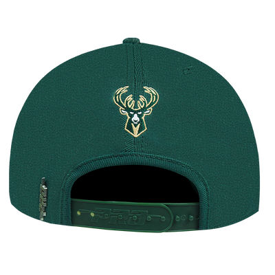 Mens Milwaukee Bucks Wingspan Snapback Cap