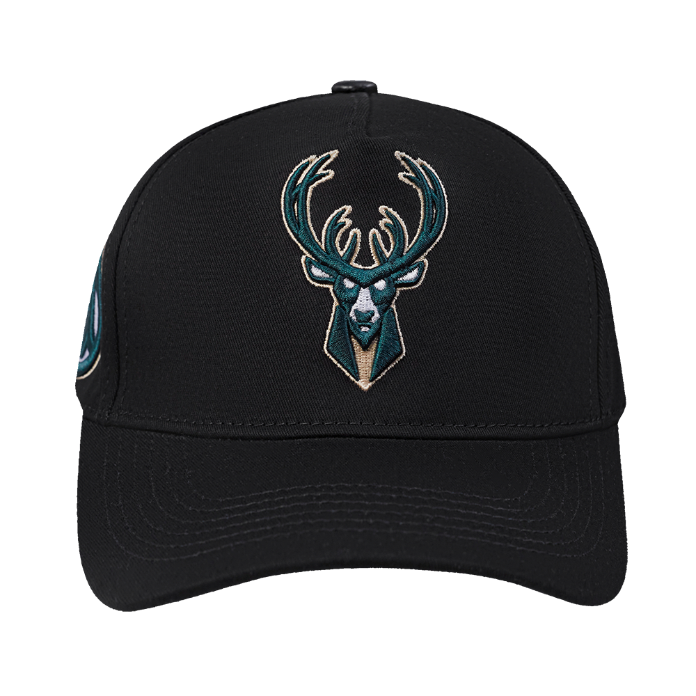 Mens Milwaukee Bucks Classic Logo Snapback Cap