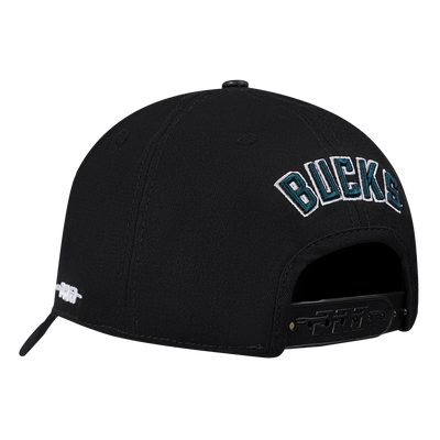 Mens Milwaukee Bucks Classic Logo Snapback Cap