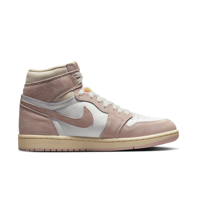 Womens Air Jordan 1 High Retro OG Remastered Shoe