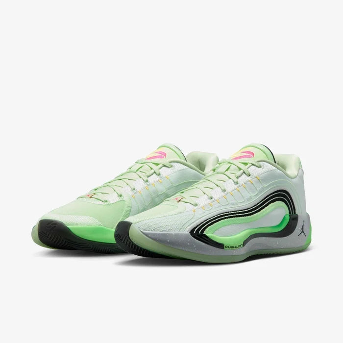Mens Luka 4 Navigator Basketball Shoe