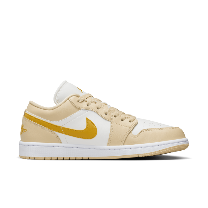 Womens Air Jordan 1 Low Shoe