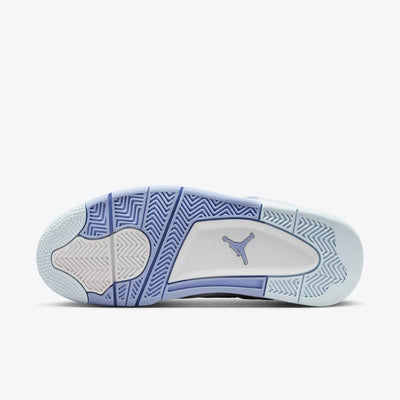 Womens Jordan 4 Retro Forget Me Nots Shoe