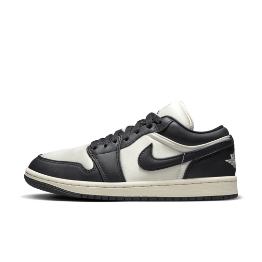 Womens Air Jordan 1 Low SE Shoe