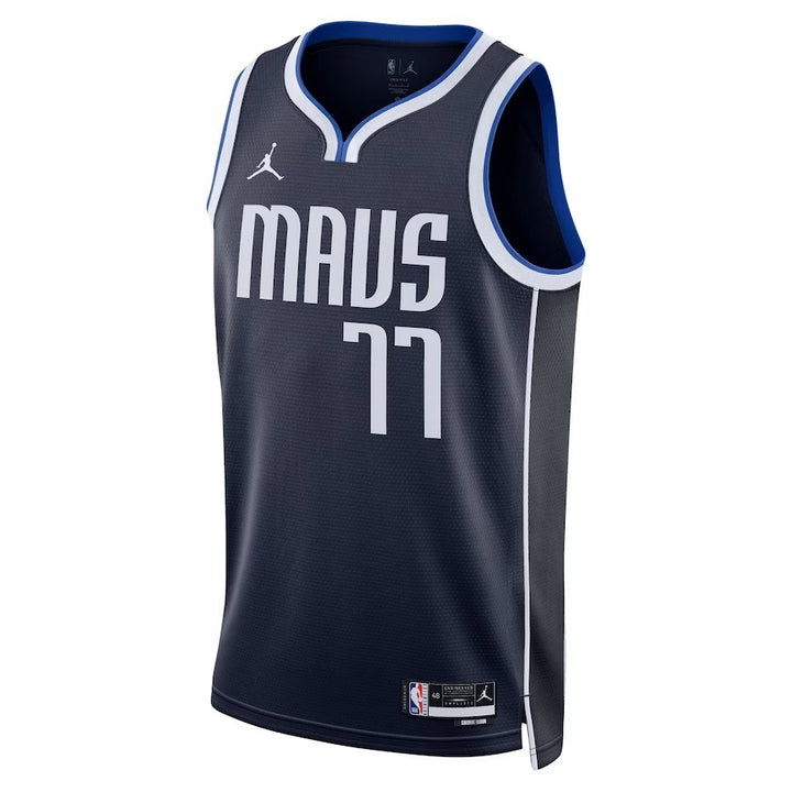 Shop Junior Dallas Mavericks Luka Doncic Statement Swingman Replica Jersey Online NBA Store Middle East UAE